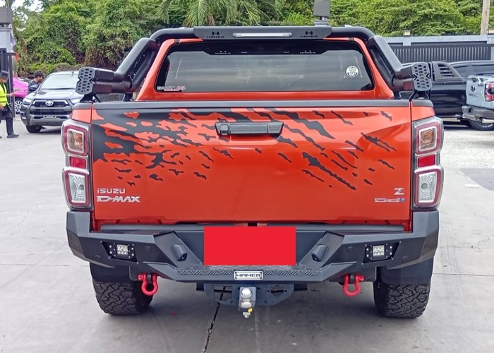 Used 8
                    ISUZU
                     for Sale Image