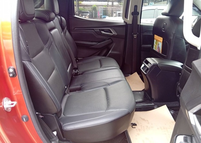 Used 8
                    ISUZU
                     for Sale Image