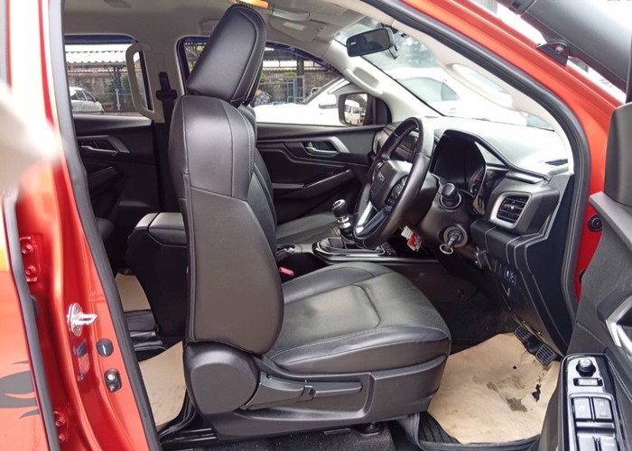 Used 8
                    ISUZU
                     for Sale Image