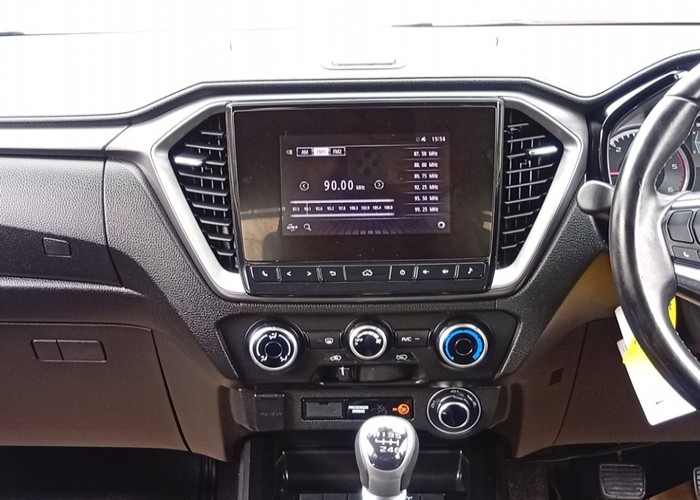 Used 8
                    ISUZU
                     for Sale Image