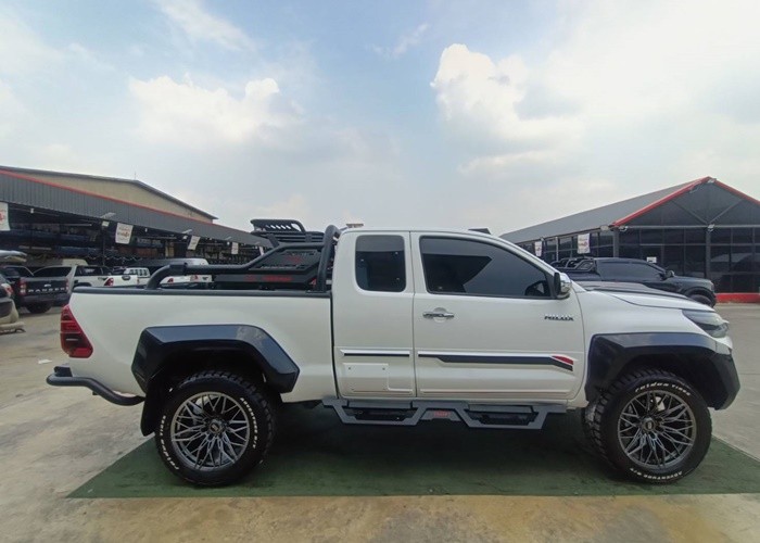 Used 7
                    TOYOTA
                     for Sale Image