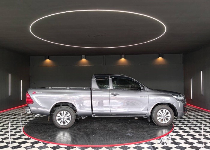 Used 10
                    TOYOTA
                     for Sale Image