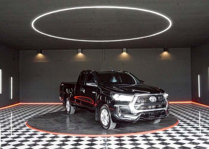 Used 8
                    TOYOTA
                     for Sale Image