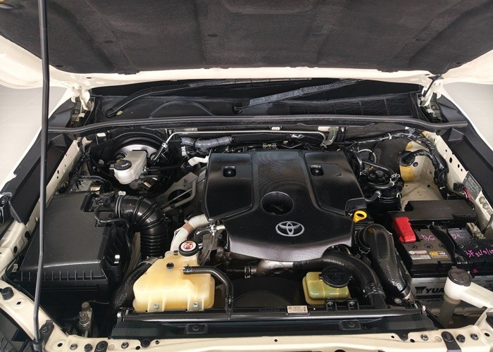 Used 5
                    TOYOTA
                     for Sale Image