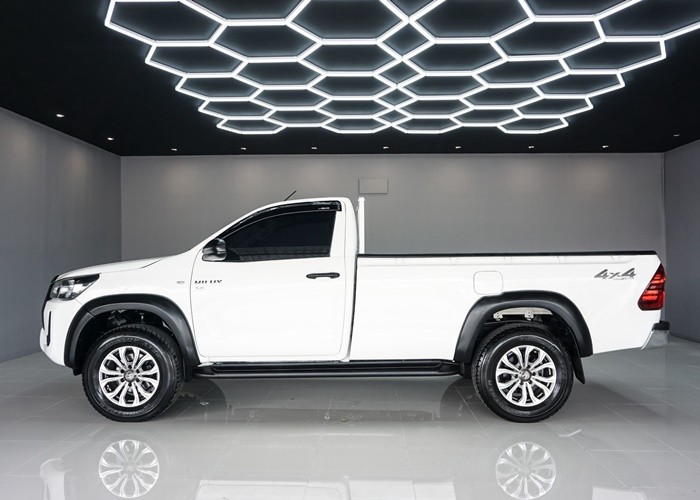 Used 5
                    TOYOTA
                     for Sale Image