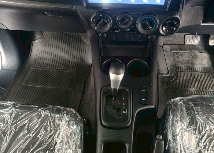 Used 6
                    TOYOTA
                     for Sale Image