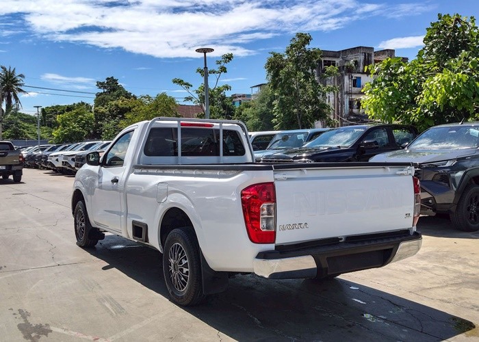 Used 2
                    NISSAN
                     for Sale Image