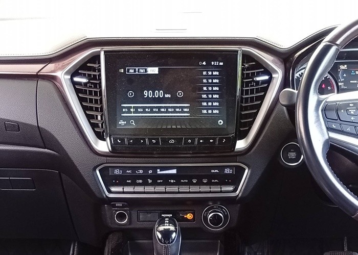 Used 8
                    ISUZU
                     for Sale Image