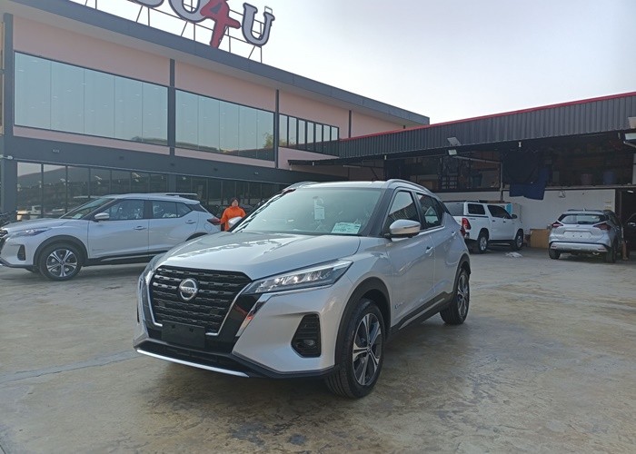 Used 1
                    NISSAN
                     for Sale Image