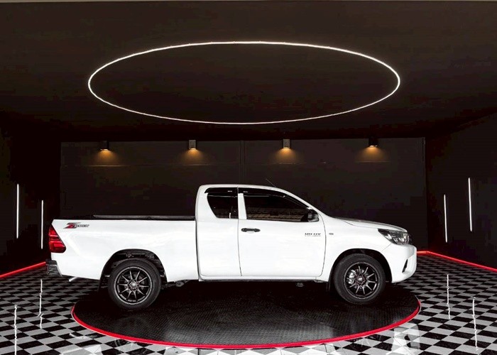 Used 11
                    TOYOTA
                     for Sale Image