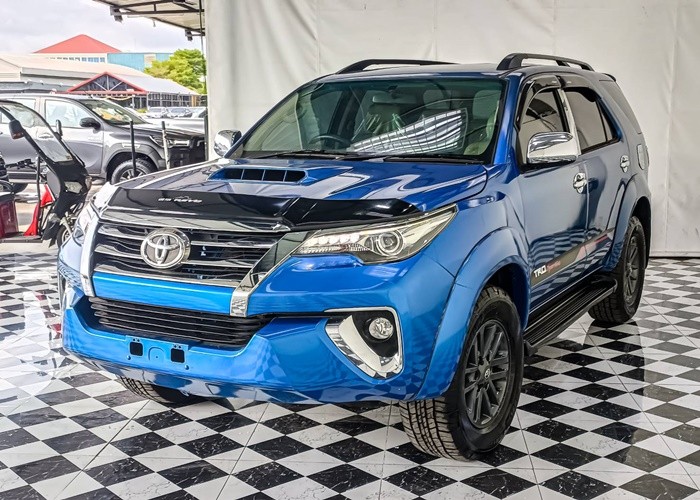 Used 5
                    TOYOTA
                     for Sale Image