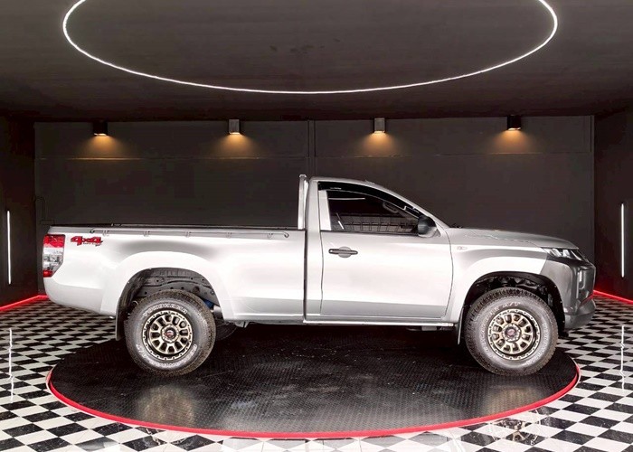 Used 4
                    MITSUBISHI
                     for Sale Image