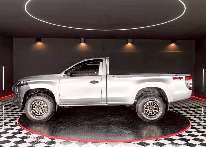 Used 4
                    MITSUBISHI
                     for Sale Image