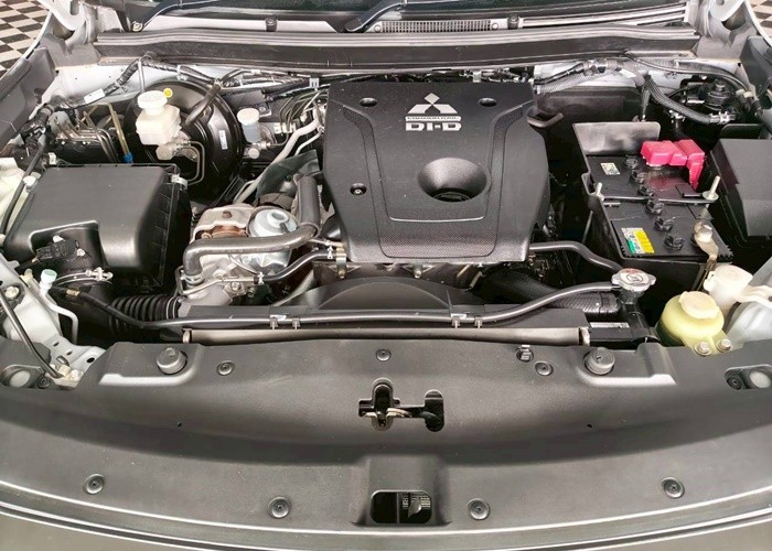 Used 4
                    MITSUBISHI
                     for Sale Image