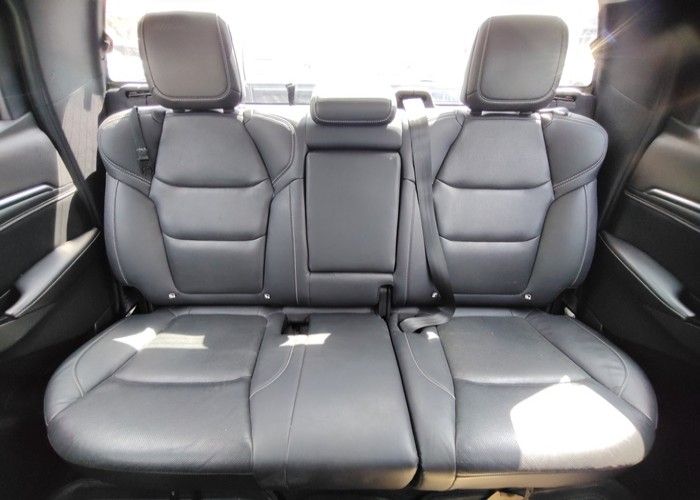 Used 5
                    ISUZU
                     for Sale Image
