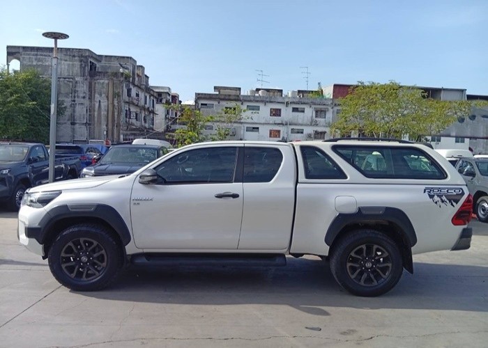 Used 5
                    TOYOTA
                     for Sale Image