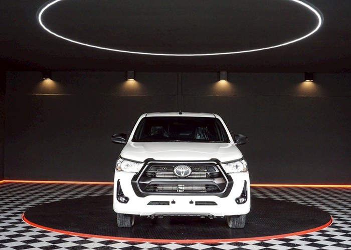Used 8
                    TOYOTA
                     for Sale Image