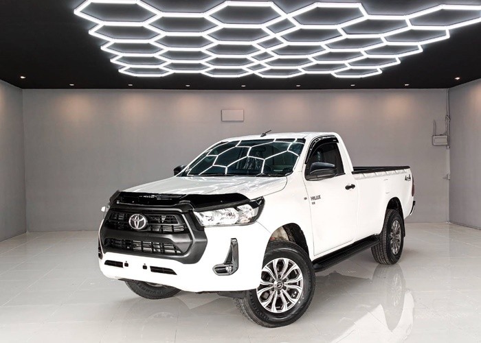Used 5
                    TOYOTA
                     for Sale Image