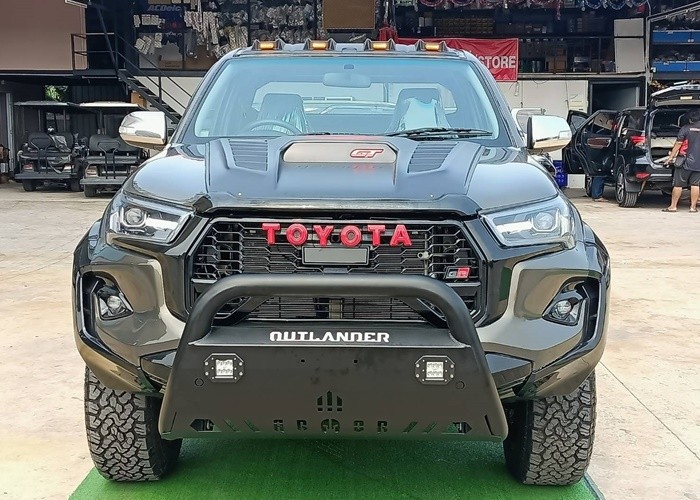 Used 12
                    TOYOTA
                     for Sale Image