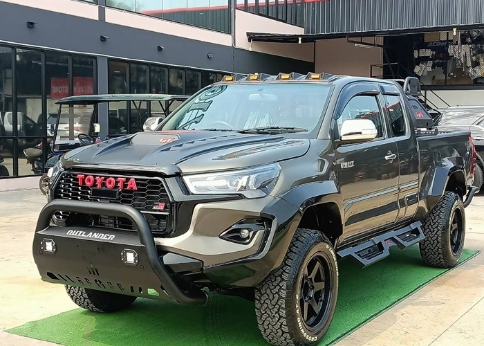Used 12
                    TOYOTA
                     for Sale Image