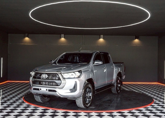 Used 12
                    TOYOTA
                     for Sale Image
