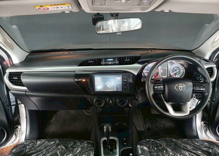 Used 12
                    TOYOTA
                     for Sale Image