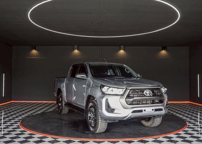 Used 12
                    TOYOTA
                     for Sale Image