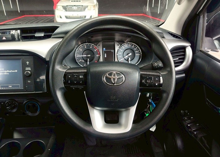 Used 12
                    TOYOTA
                     for Sale Image