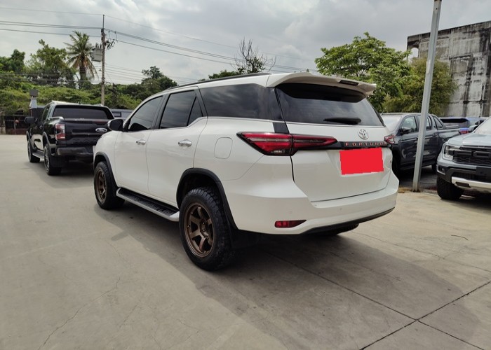 Used 6
                    TOYOTA
                     for Sale Image