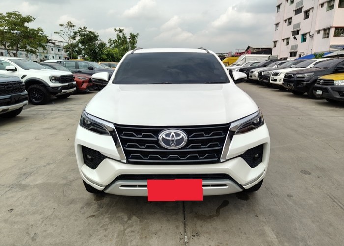 Used 6
                    TOYOTA
                     for Sale Image