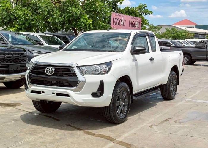 Used 11
                    TOYOTA
                     for Sale Image
