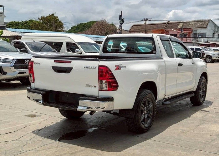Used 11
                    TOYOTA
                     for Sale Image