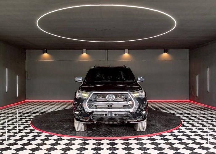 Used 9
                    TOYOTA
                     for Sale Image