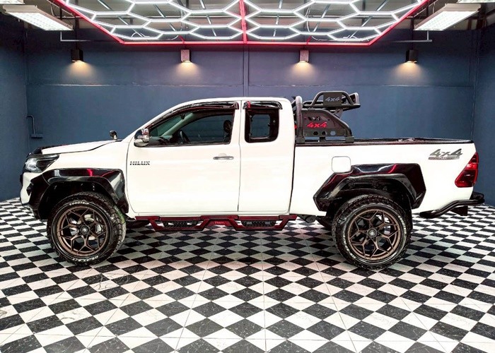 Used 6
                    TOYOTA
                     for Sale Image