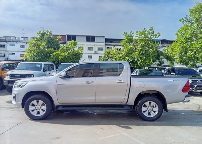 Used 11
                    TOYOTA
                     for Sale Image