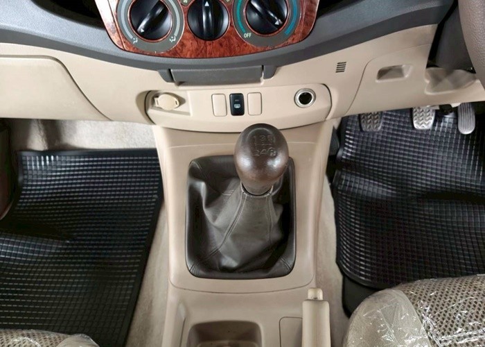 Used 5
                    TOYOTA
                     for Sale Image