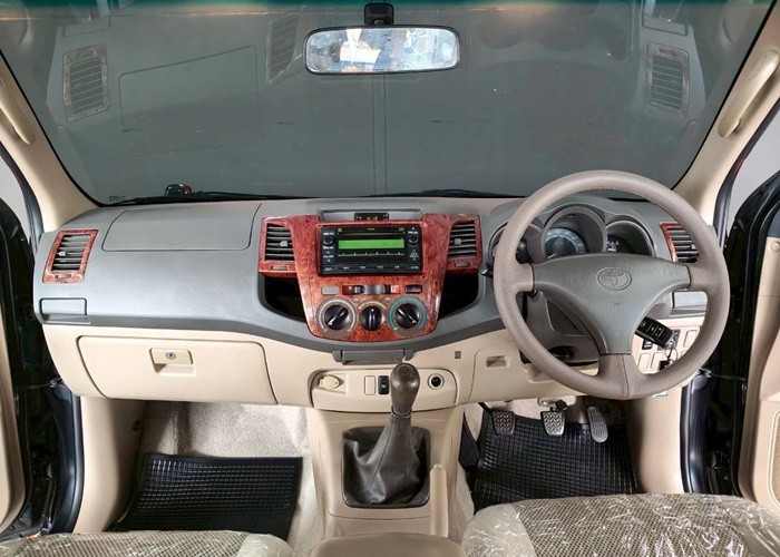 Used 5
                    TOYOTA
                     for Sale Image
