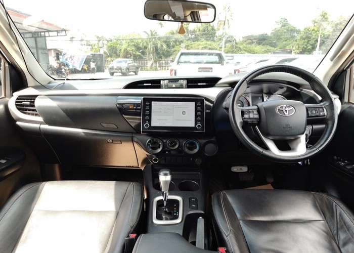 Used 7
                    TOYOTA
                     for Sale Image