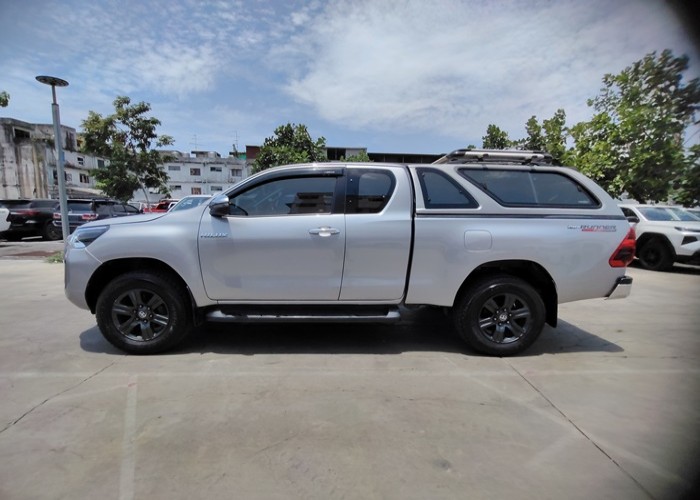 Used 5
                    TOYOTA
                     for Sale Image