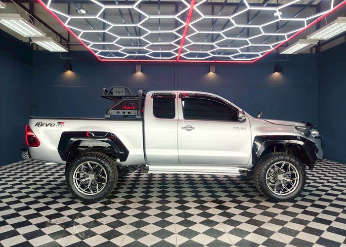 Used 5
                    TOYOTA
                     for Sale Image