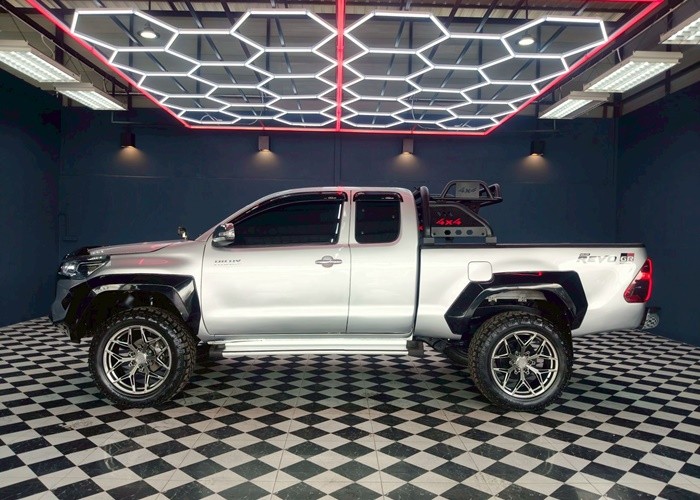 Used 5
                    TOYOTA
                     for Sale Image